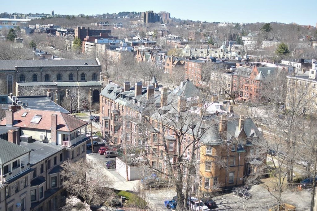 1731 Beacon St, Brookline