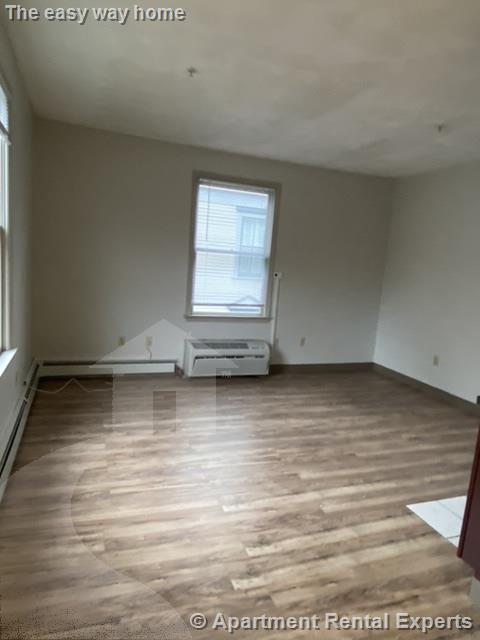 364 Harvard St, Harvard Square