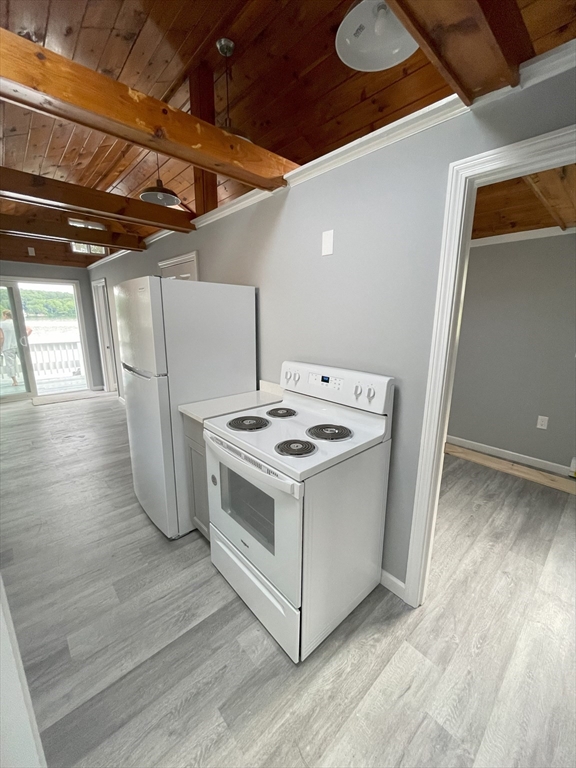 47 Lakeshore Dr, Marlborough