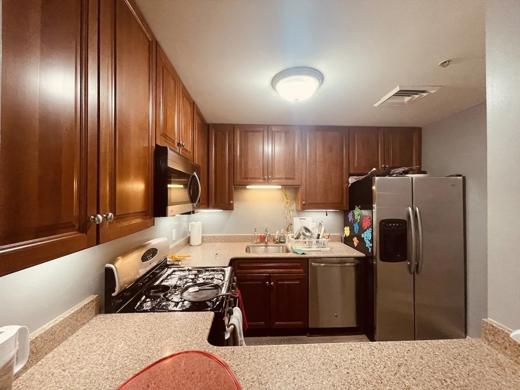 318 Rindge Ave, North Cambridge
