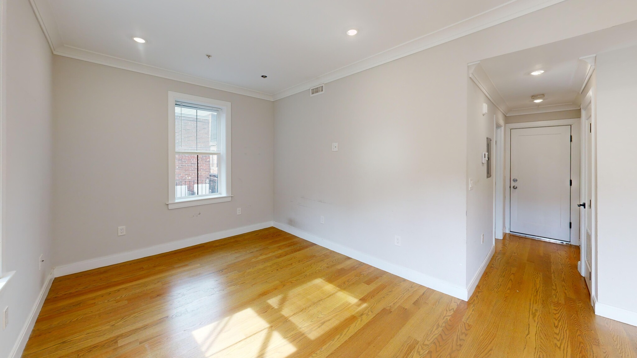 191 Porter St, East Boston