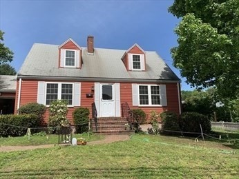 5 Eliot Rd, Needham Heights