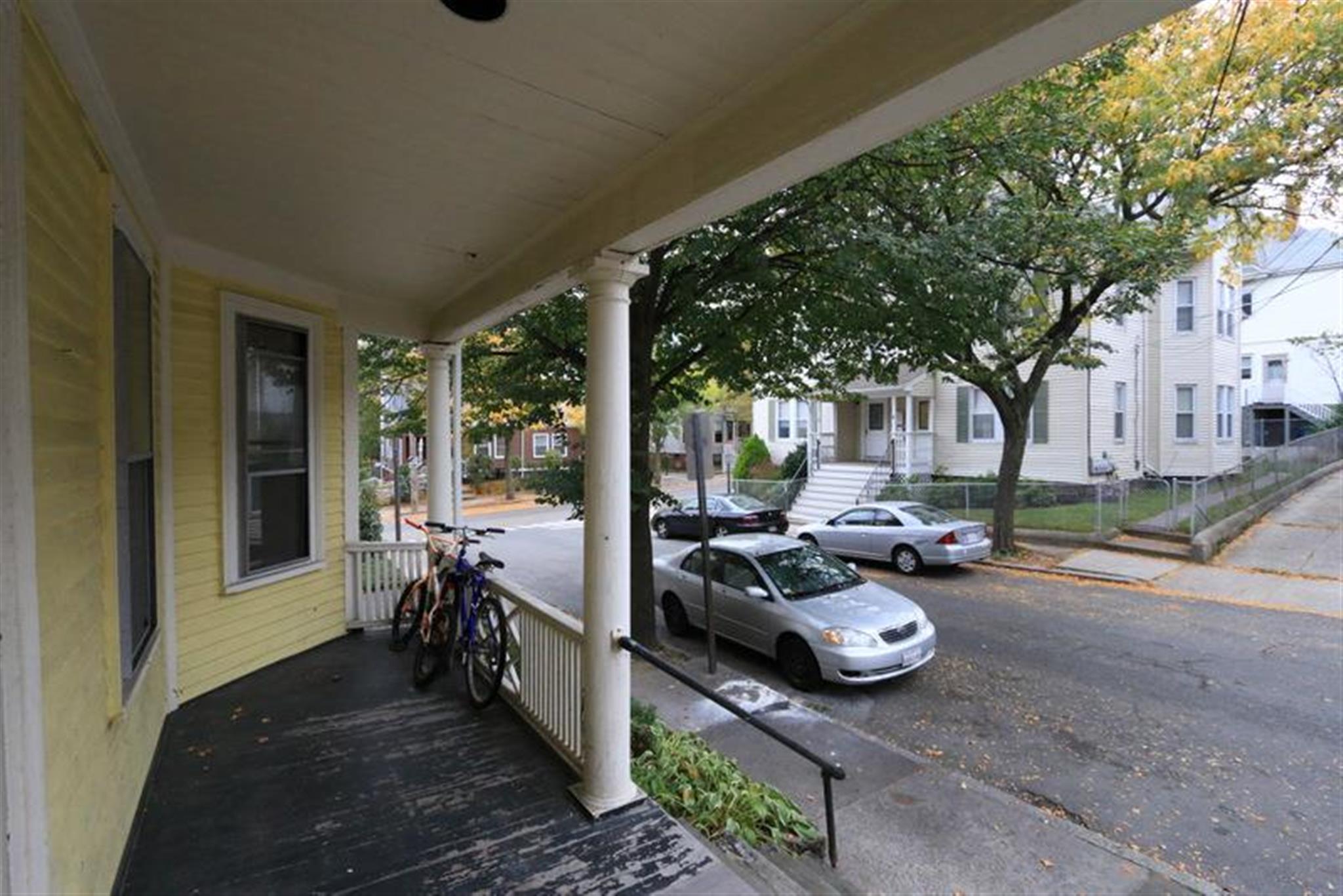Studio bed, 1 bath apartment for rent at 3 Lee St Unit 1R, Magoun Square — photo 2 of 10