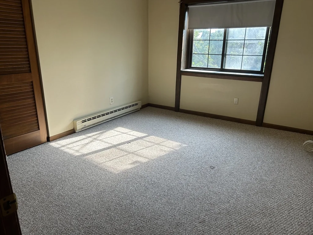 75 Winthrop St, Everett