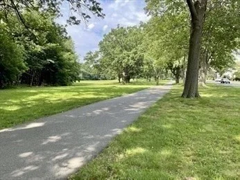 395 Alewife Brook Pkwa, West Somerville