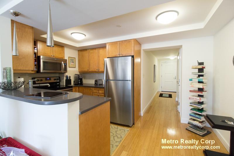 77 Marion St, Coolidge Corner