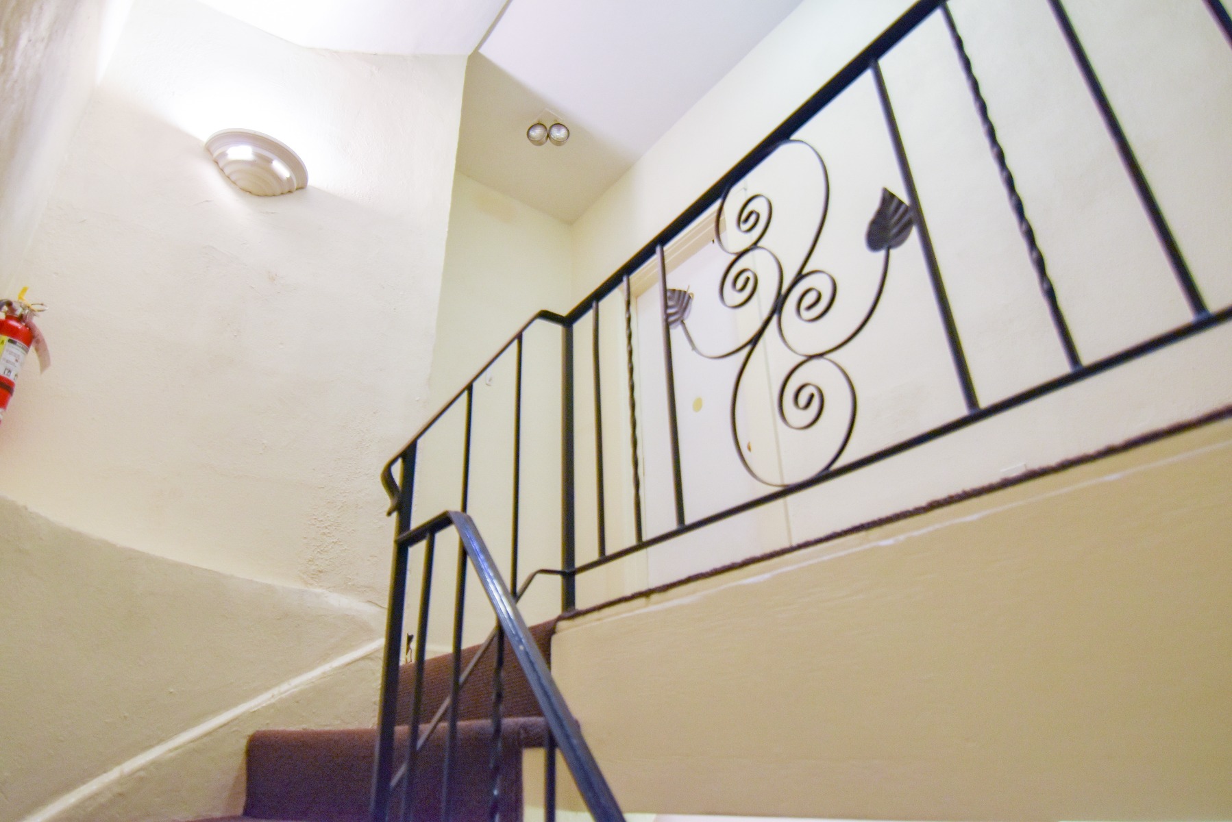 702 Massachusetts Ave, South End