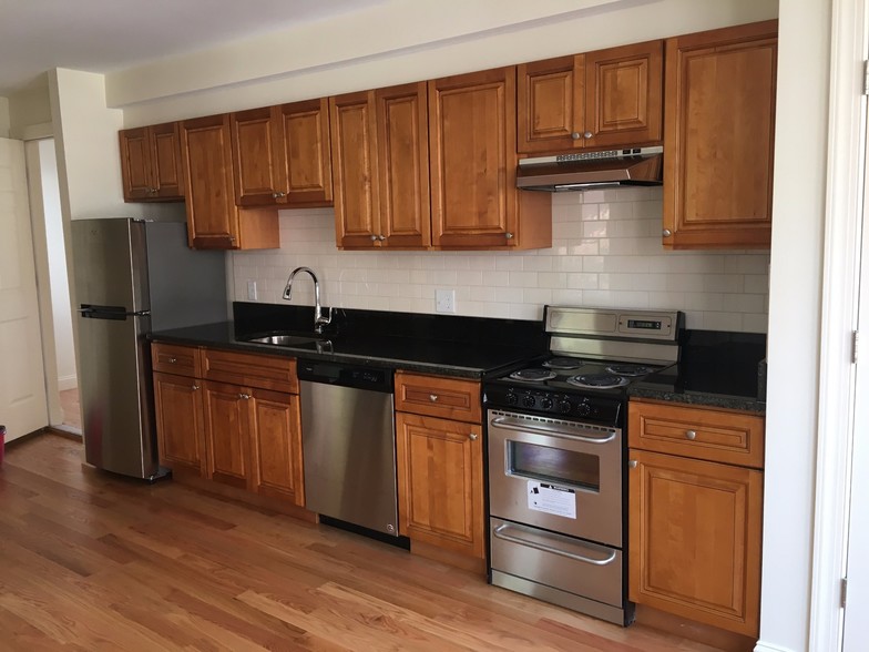 379 Harvard St, Mid Cambridge