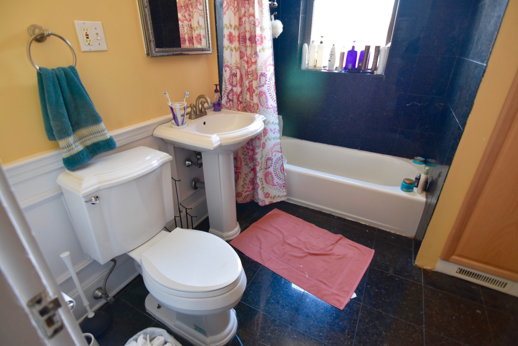 12 Greenway Ct, Coolidge Corner