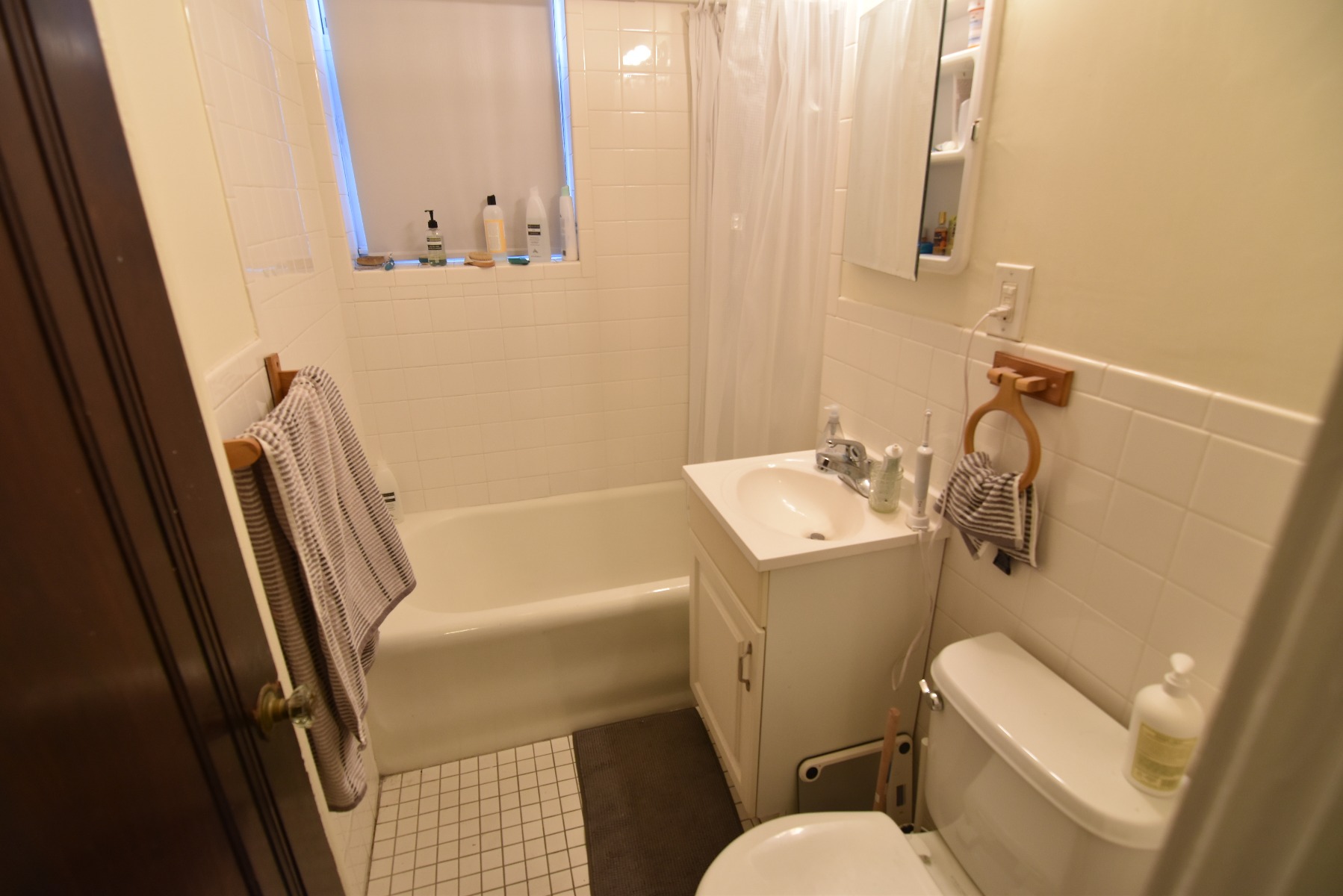 81 Strathmore Rd, Brighton