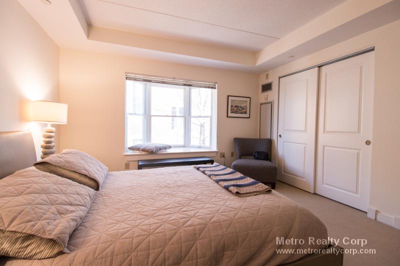 77 Marion St, Coolidge Corner