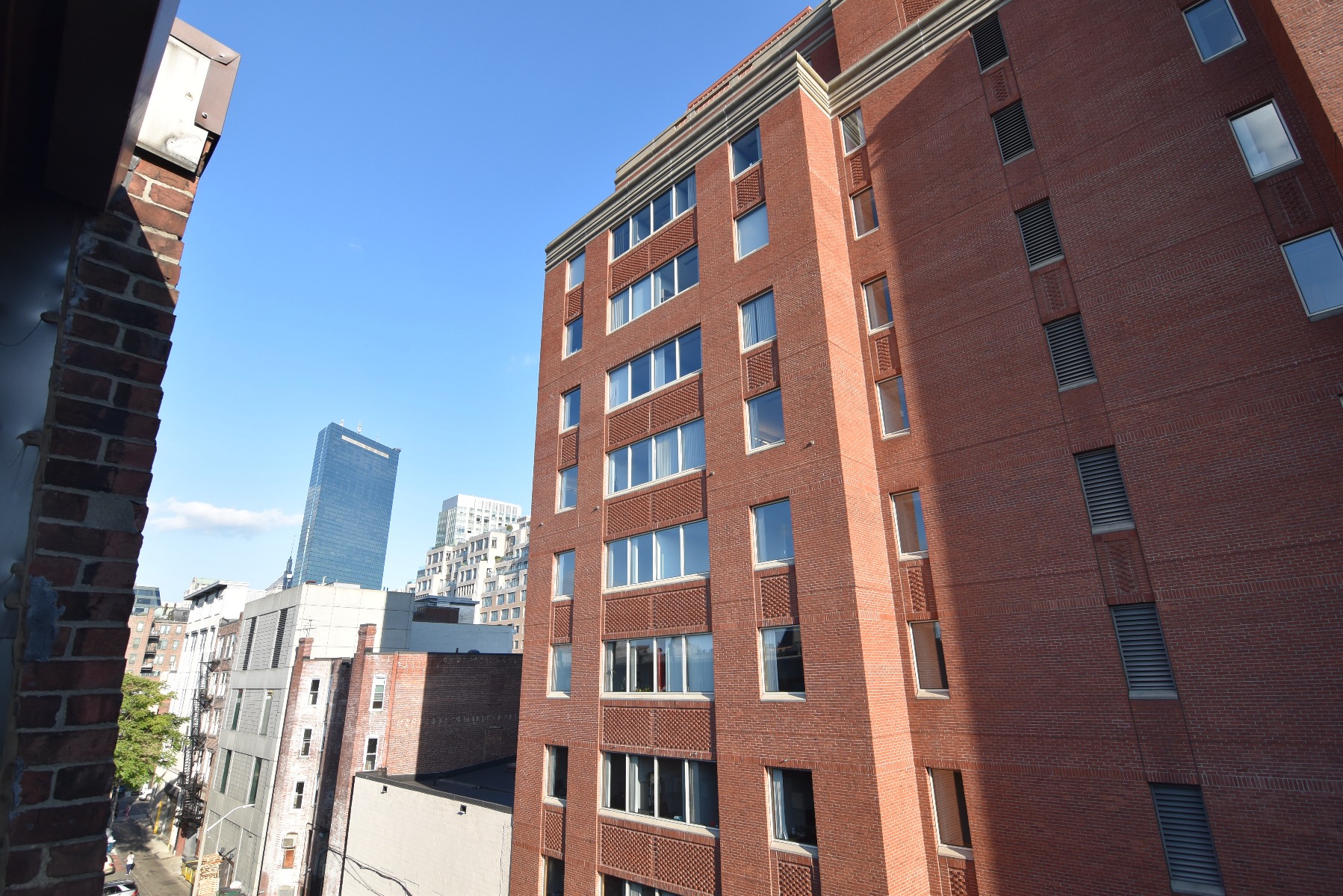 270 Newbury St, Back Bay