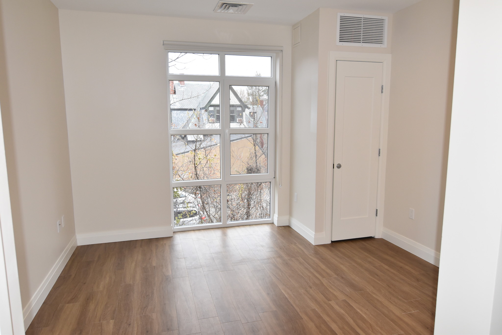 28 Austin, Newtonville