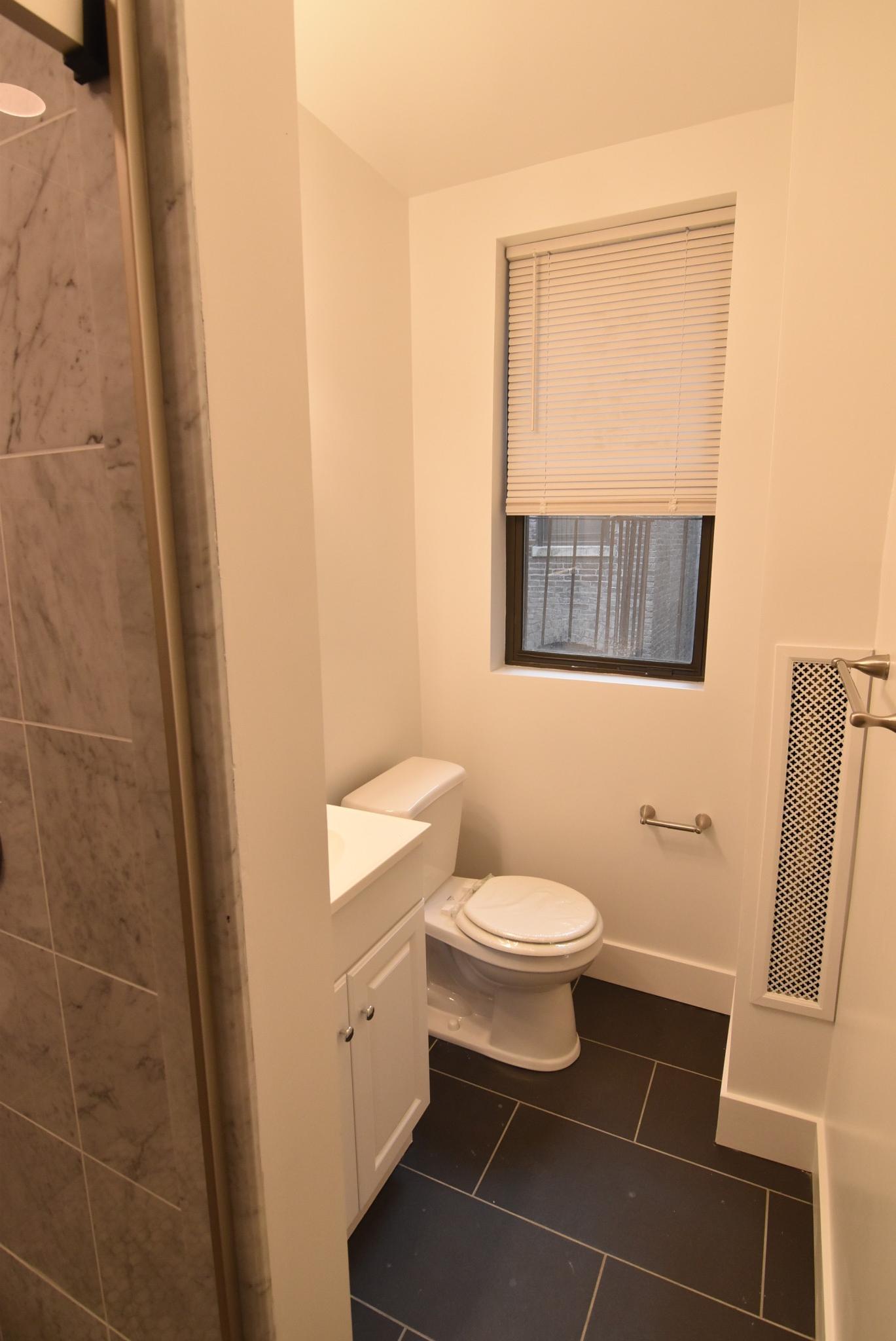 19 Peterborough St, Fenway