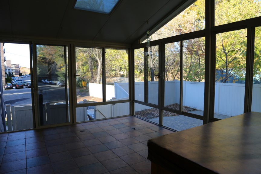 45 Lakehill Ave, East Arlington