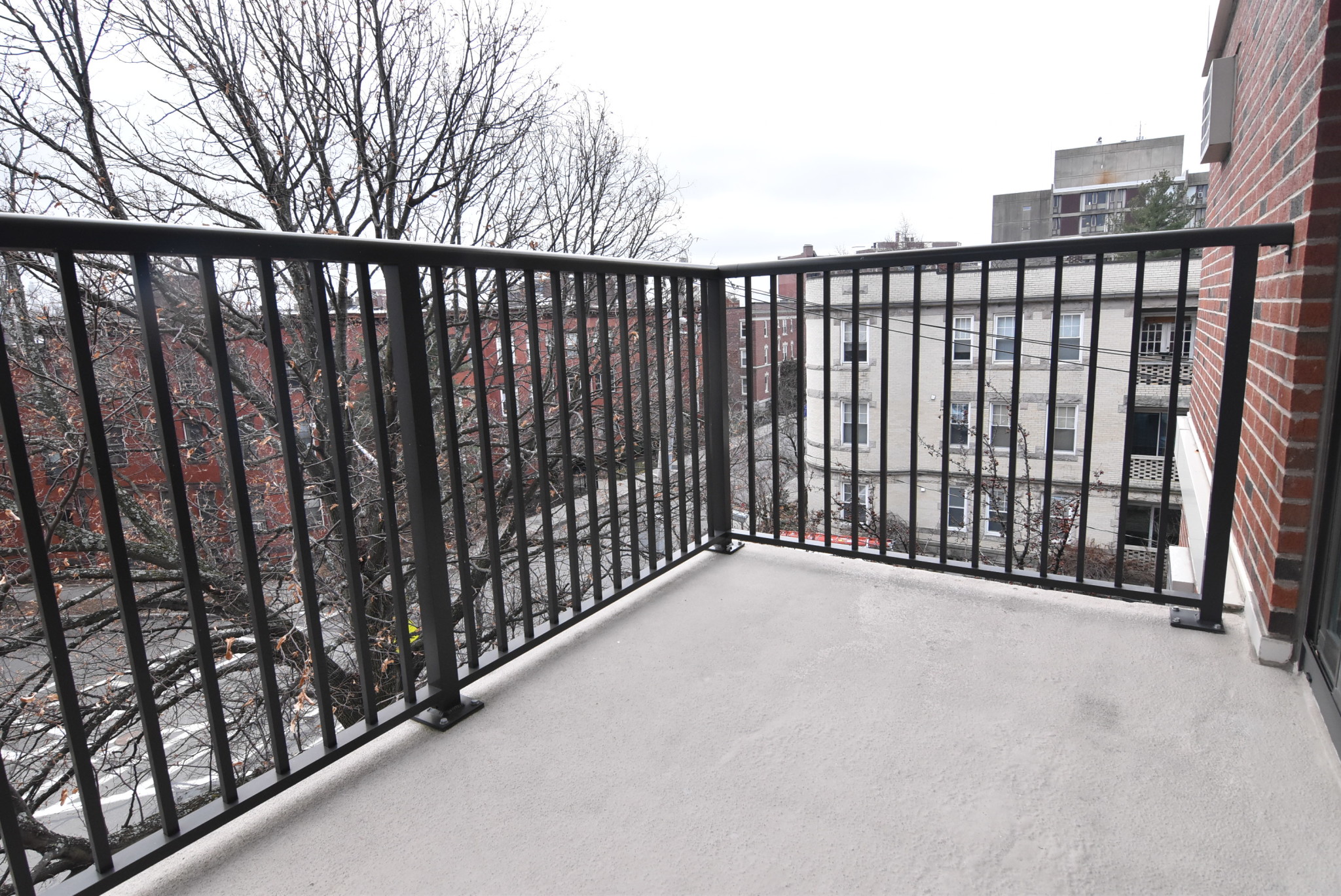 80 Pleasant St, Coolidge Corner