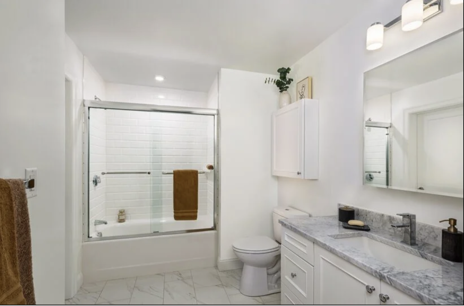 101 Asheville, Chestnut Hill