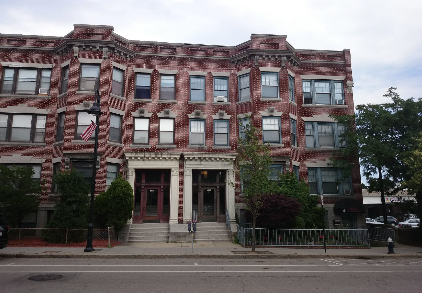 171 Harvard St, Coolidge Corner