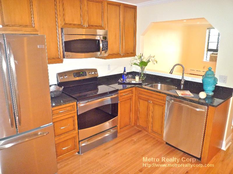 60 Brattle St, West Cambridge