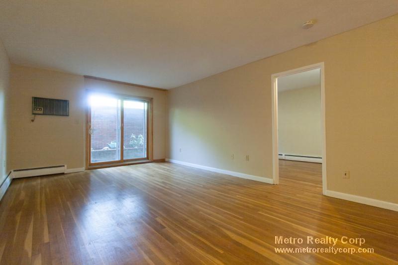 34 Babcock St, Coolidge Corner