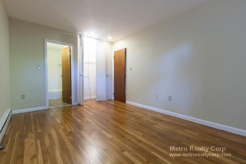 34 Babcock St, Coolidge Corner