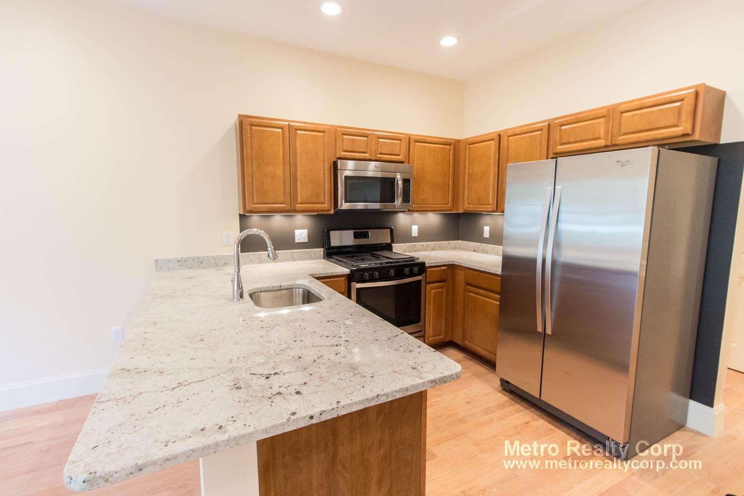 5165 Washington St, West Roxbury