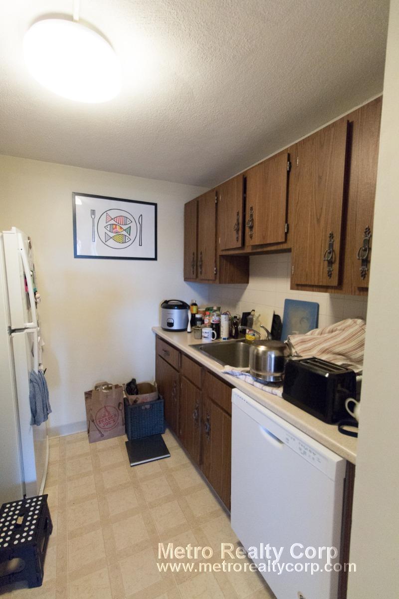 80 Pleasant St, Coolidge Corner