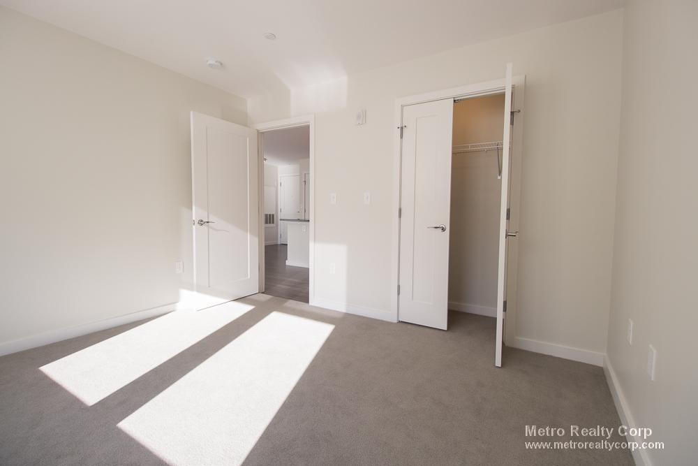 1 Whittemore Ave, North Cambridge