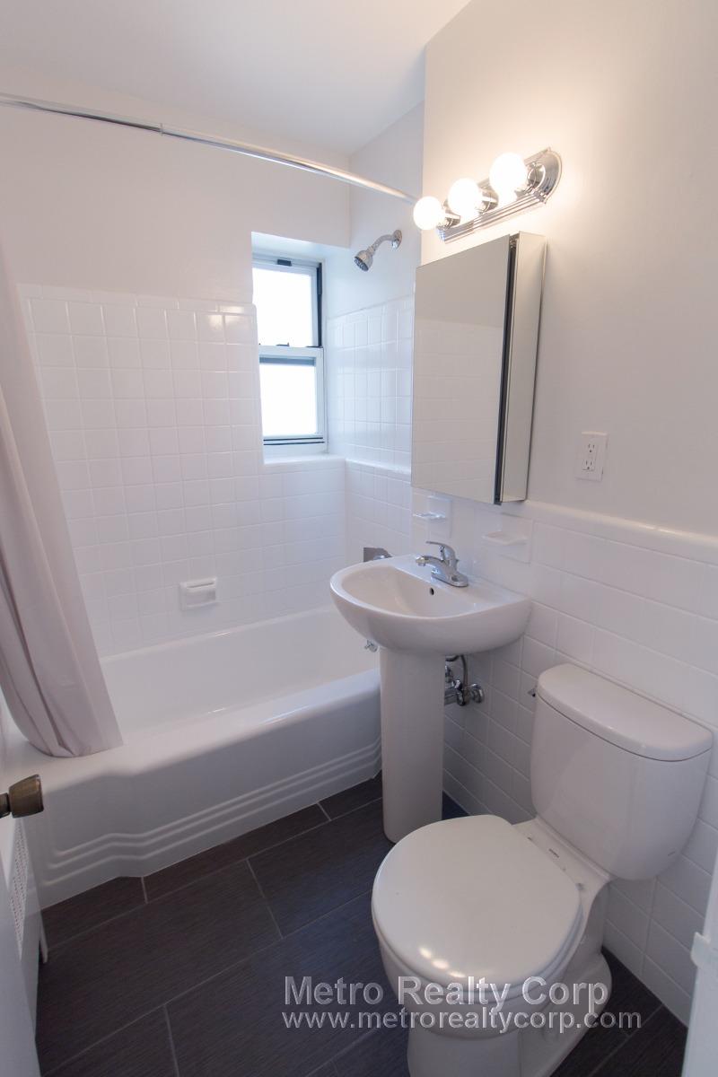 49 Green St, Coolidge Corner