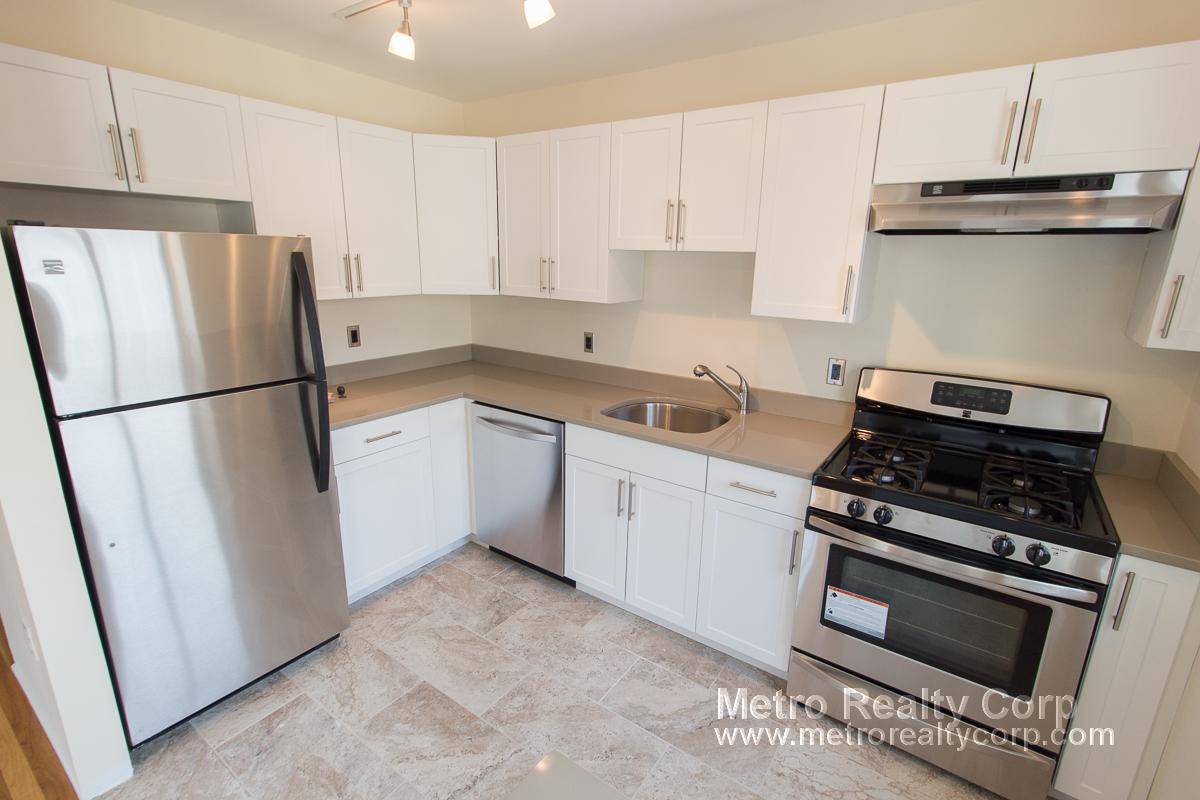 49 Green St, Coolidge Corner