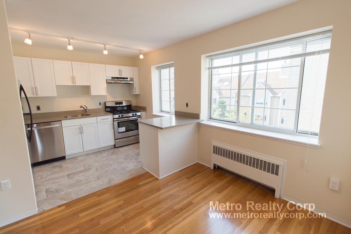 49 Green St, Coolidge Corner