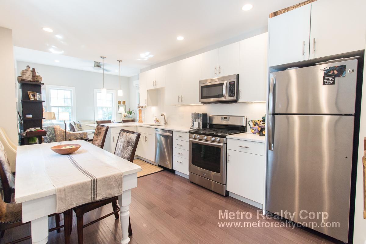 68 Davis Ave, Brookline Village