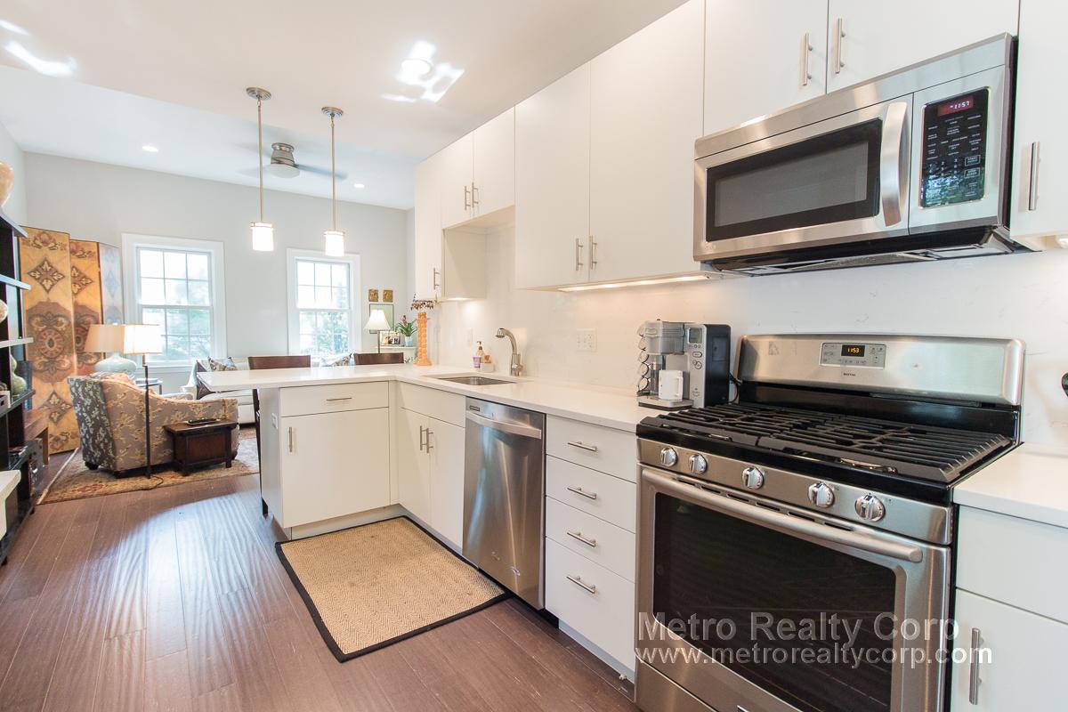 68 Davis Ave, Brookline Village