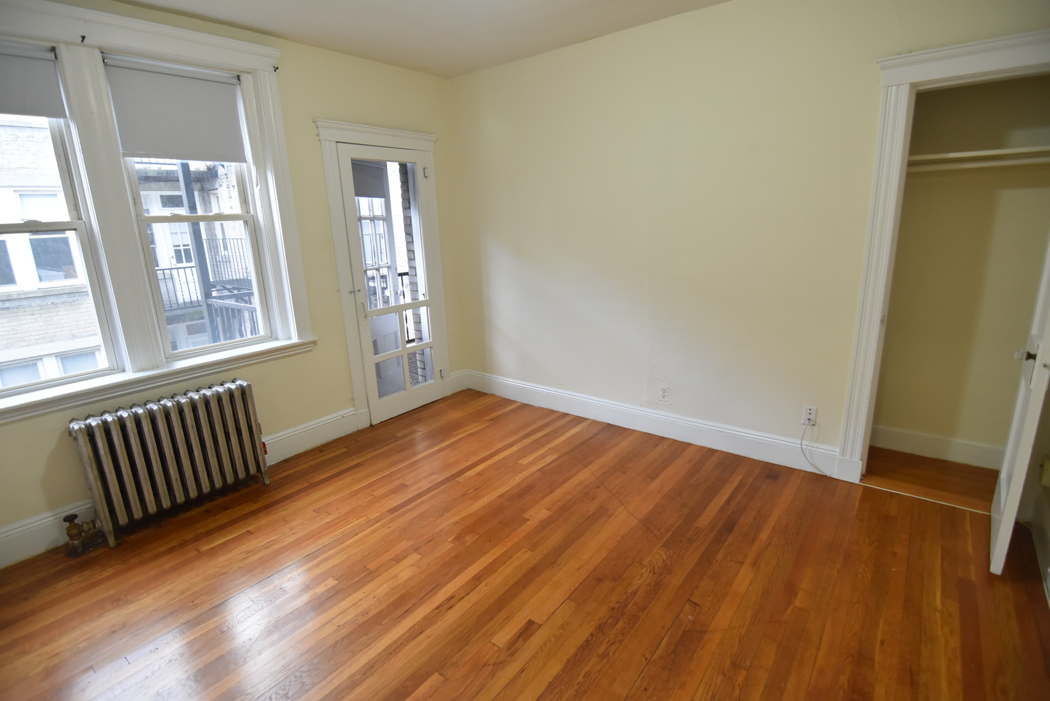 135 Washington St, Brighton