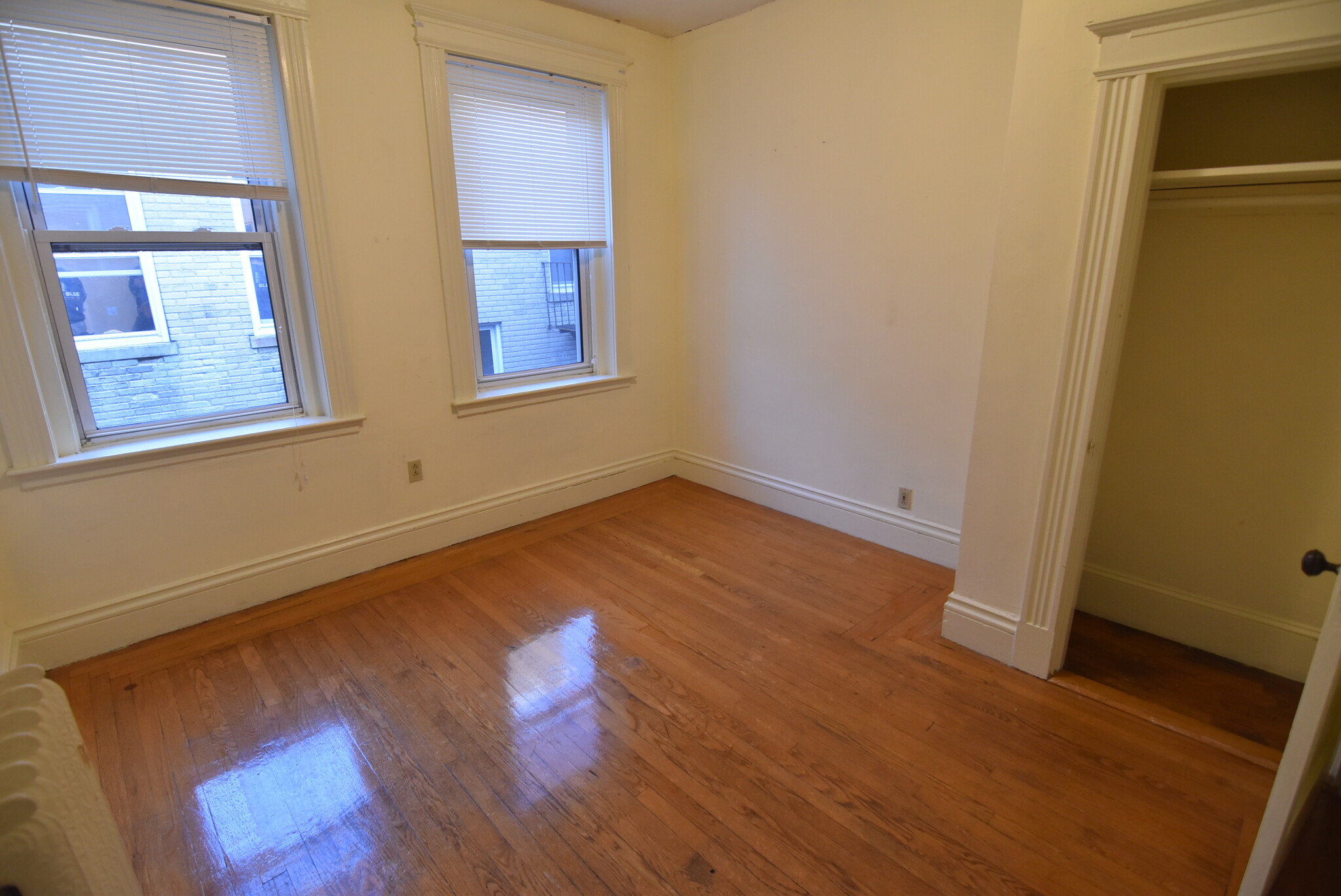 32 Queensberry St, Fenway