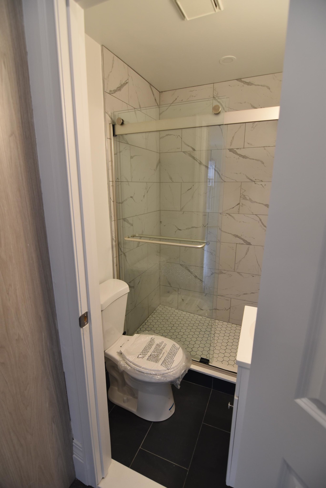 225 Newbury St, Back Bay