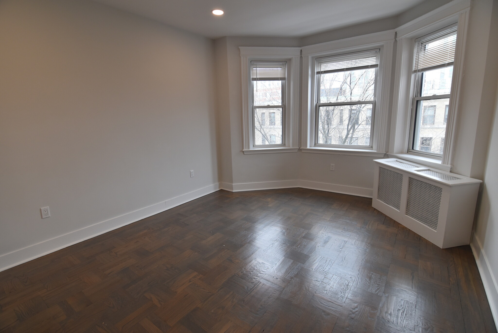 28 Queensberry St, Fenway