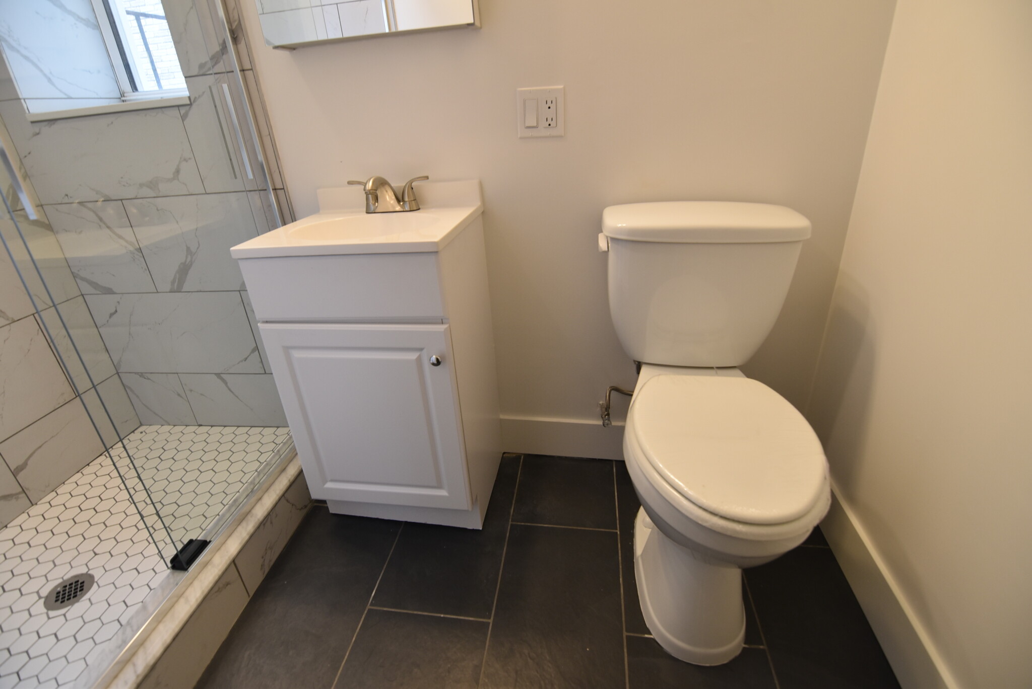 28 Queensberry St, Fenway