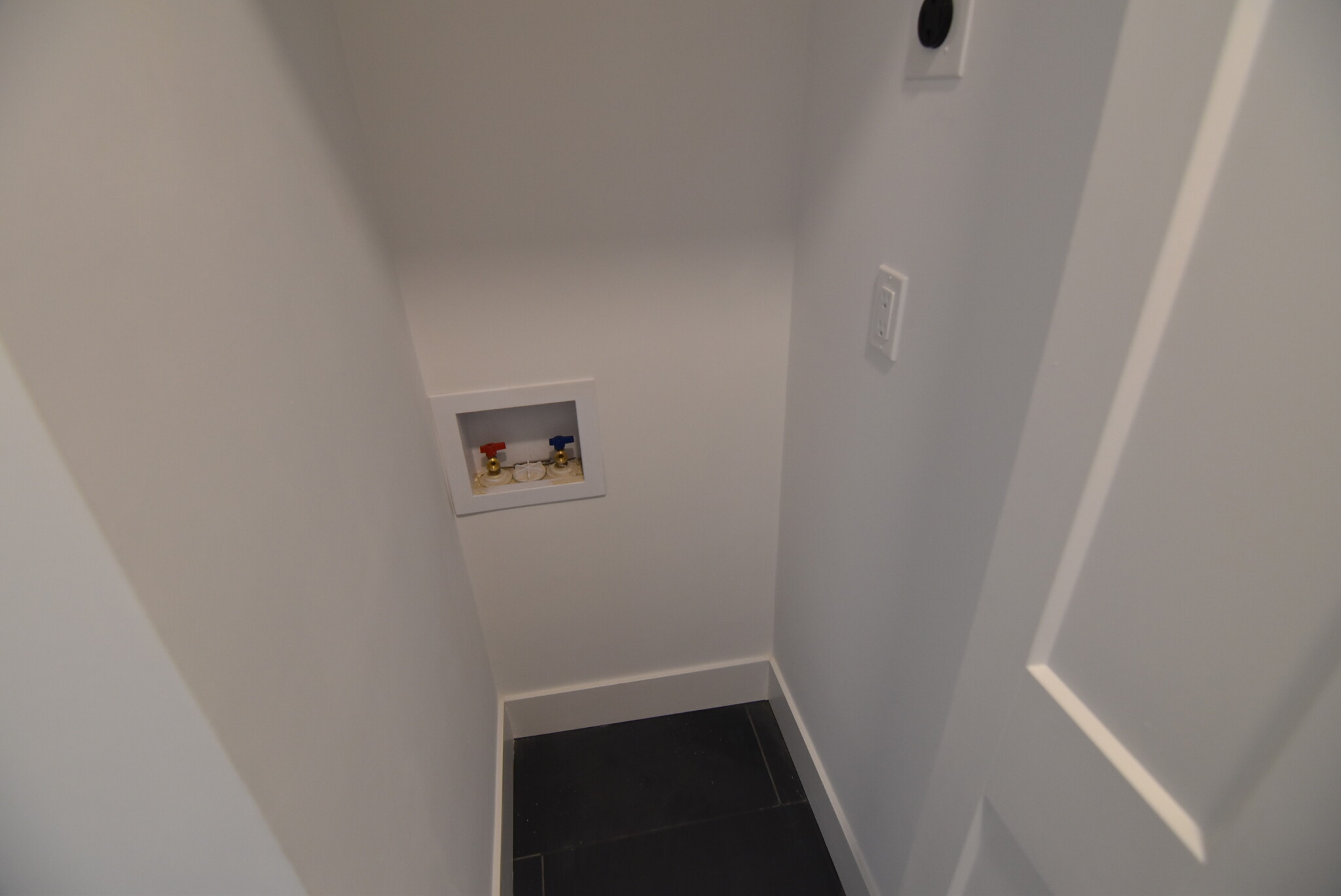 28 Queensberry St, Fenway