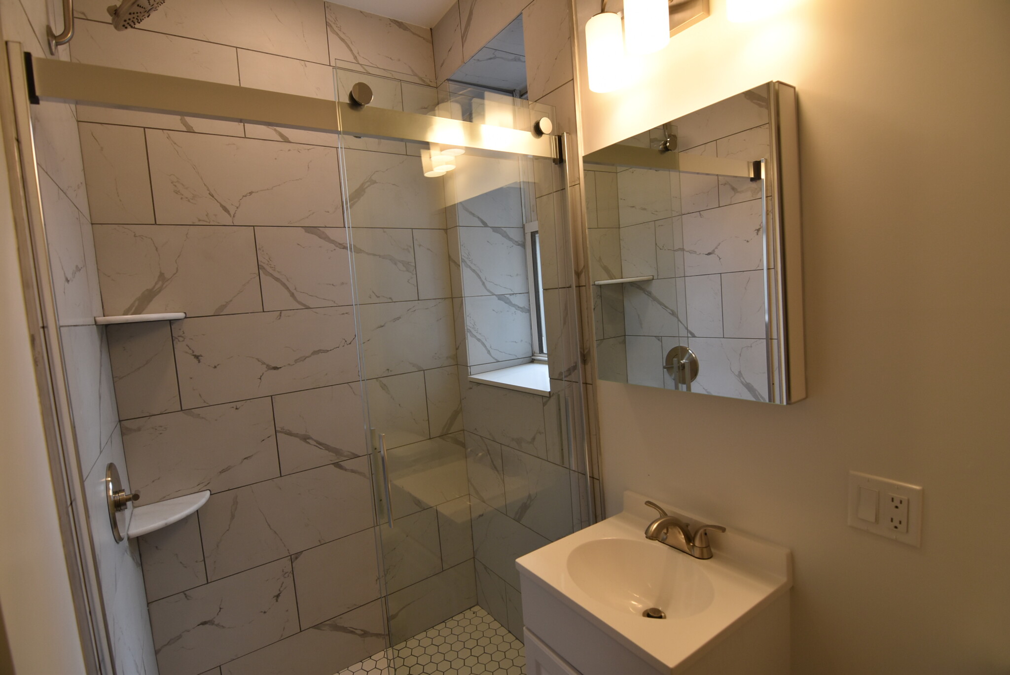 28 Queensberry St, Fenway