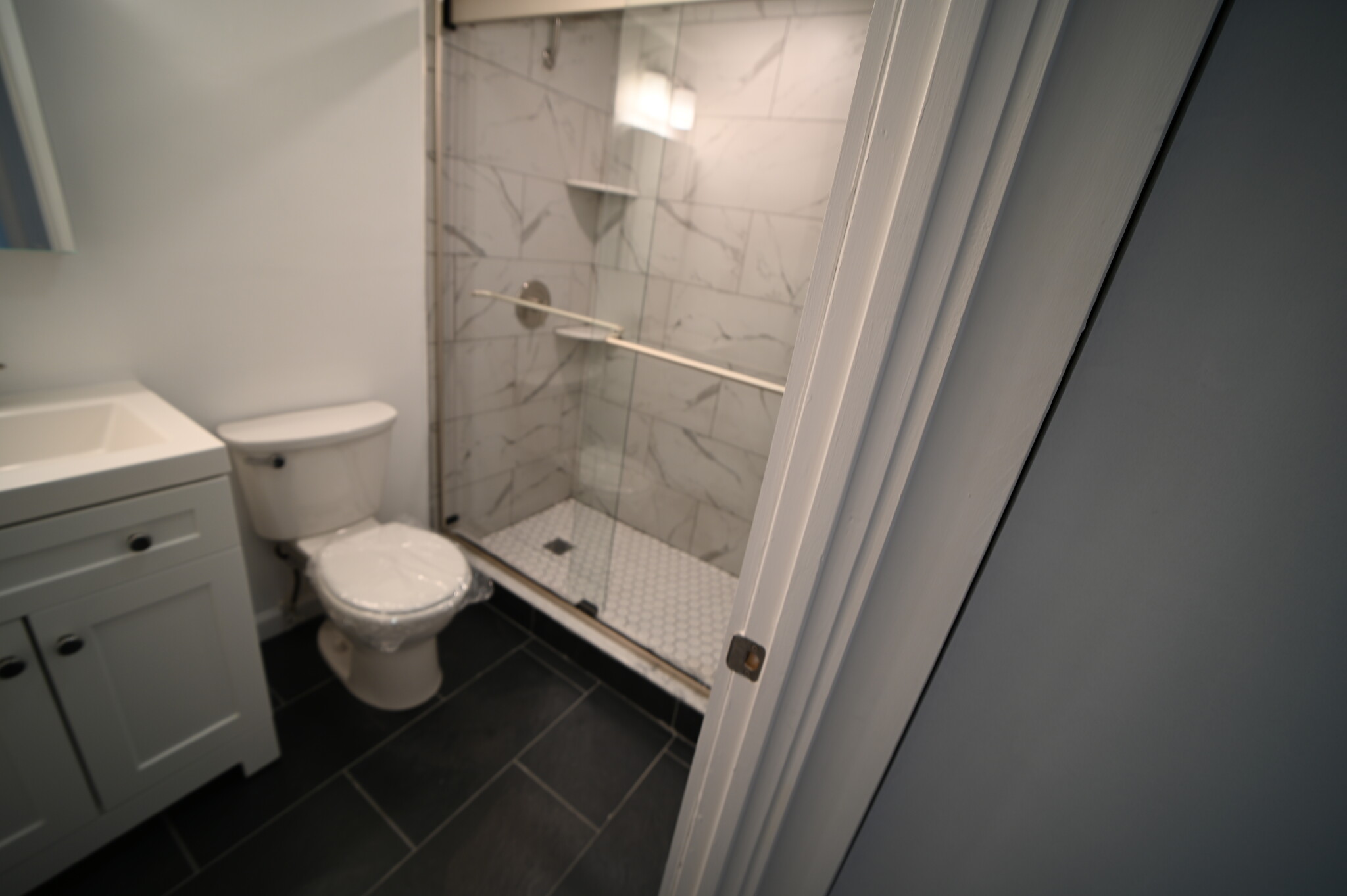 102 Queensberry St, Fenway