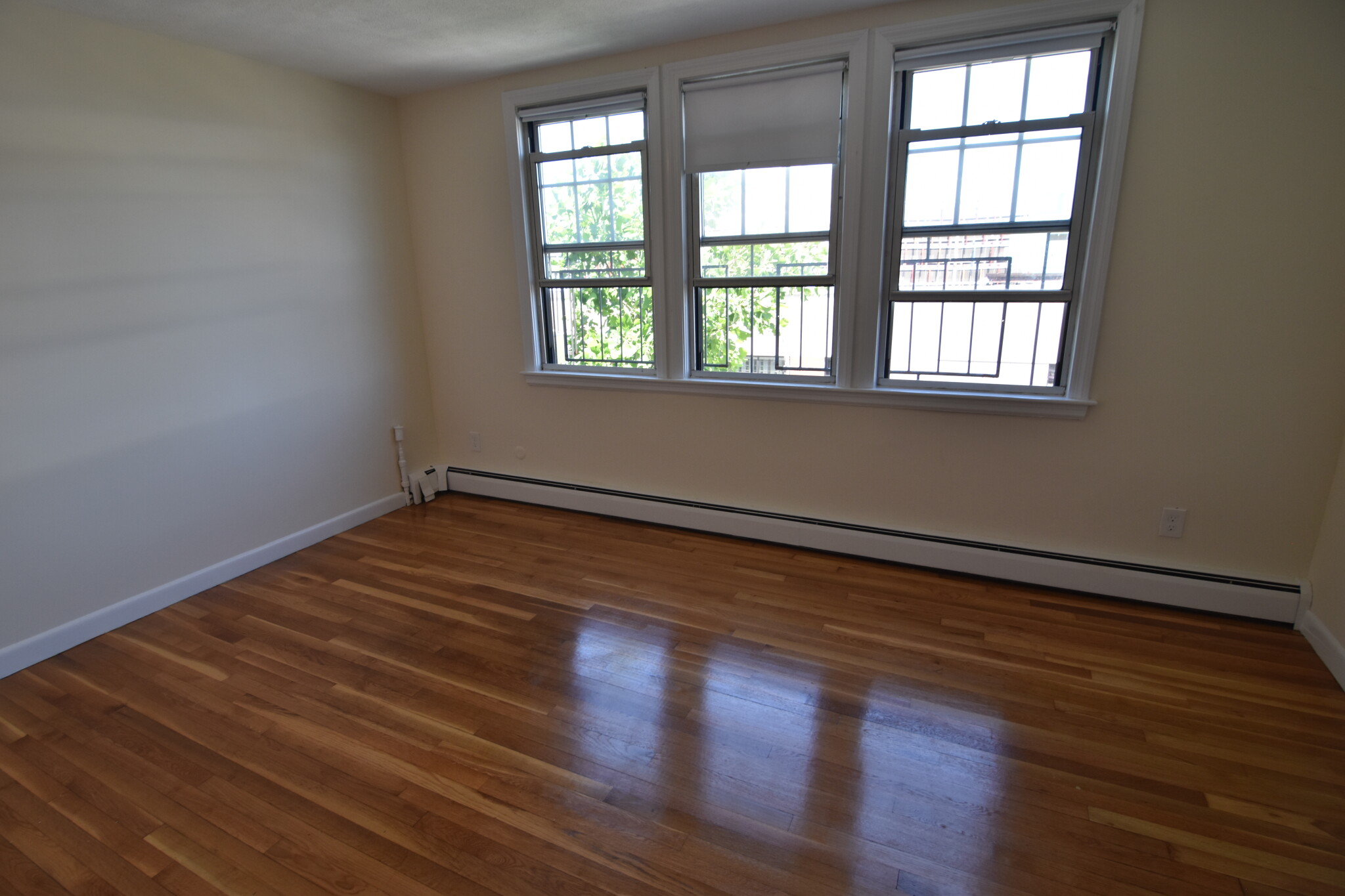 160 North Beacon St, Brighton