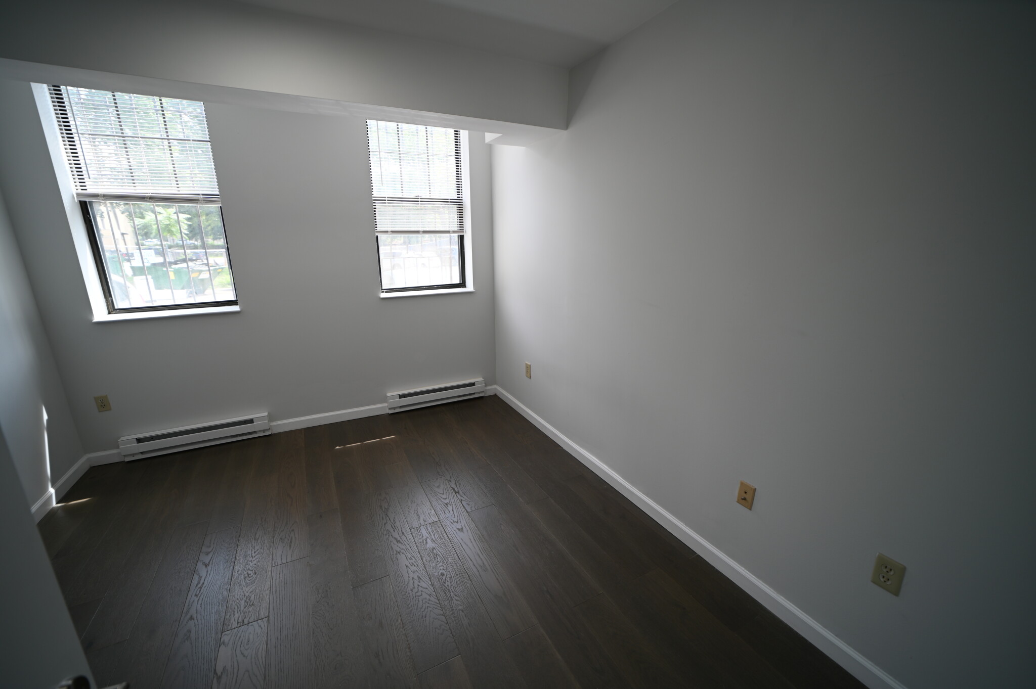 102 Queensberry St, Fenway