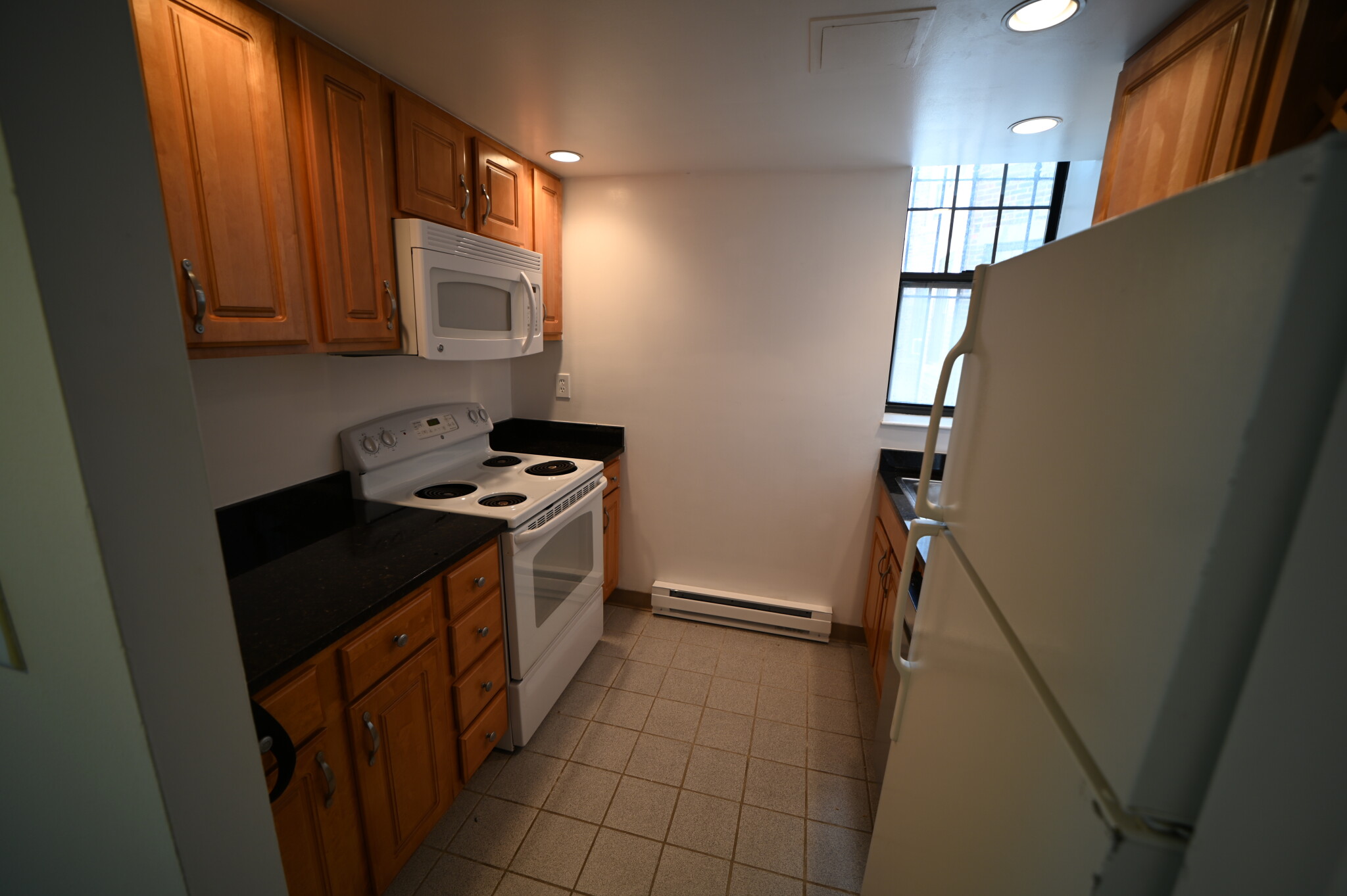 102 Queensberry St, Fenway