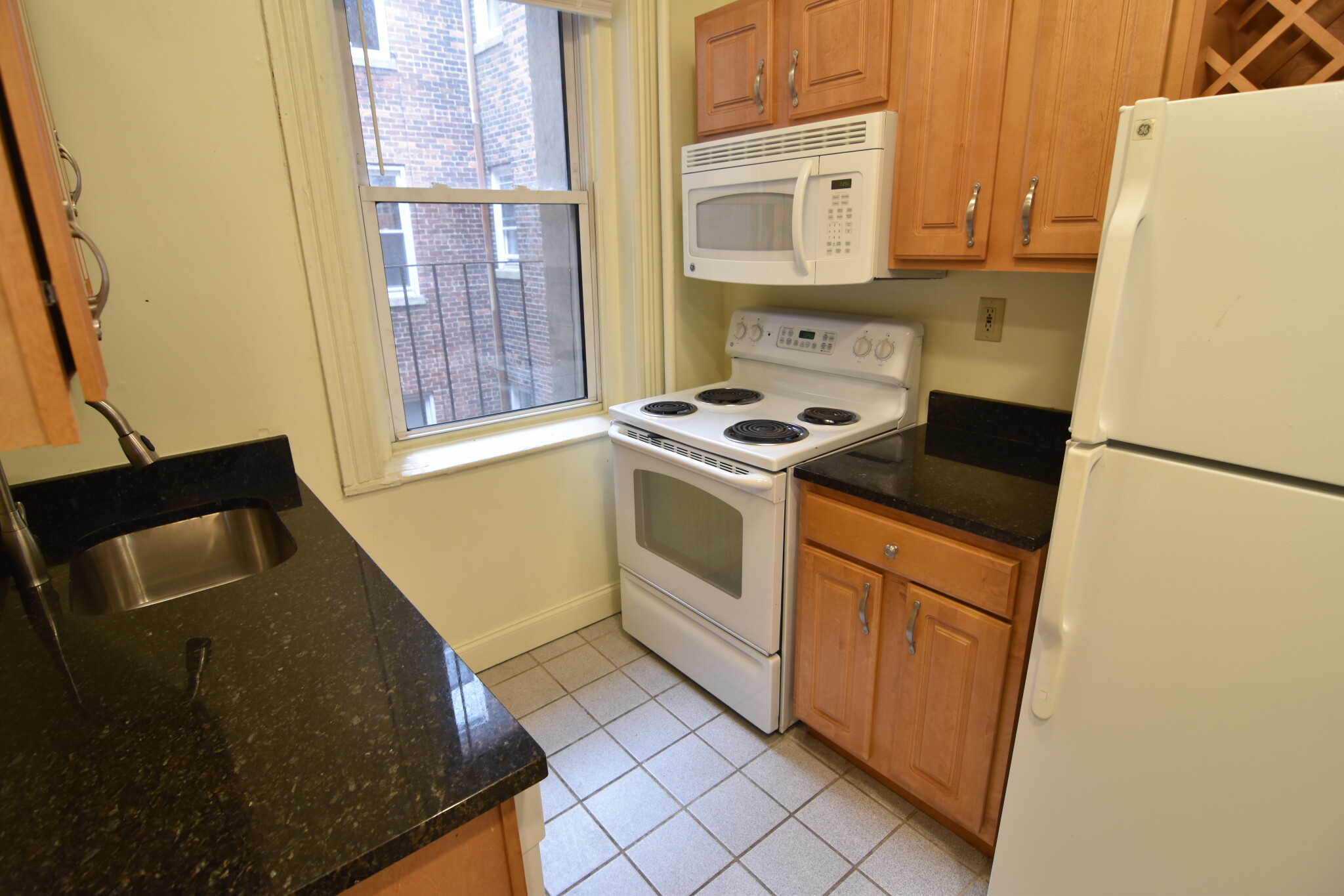 36 Queensberry St, Fenway