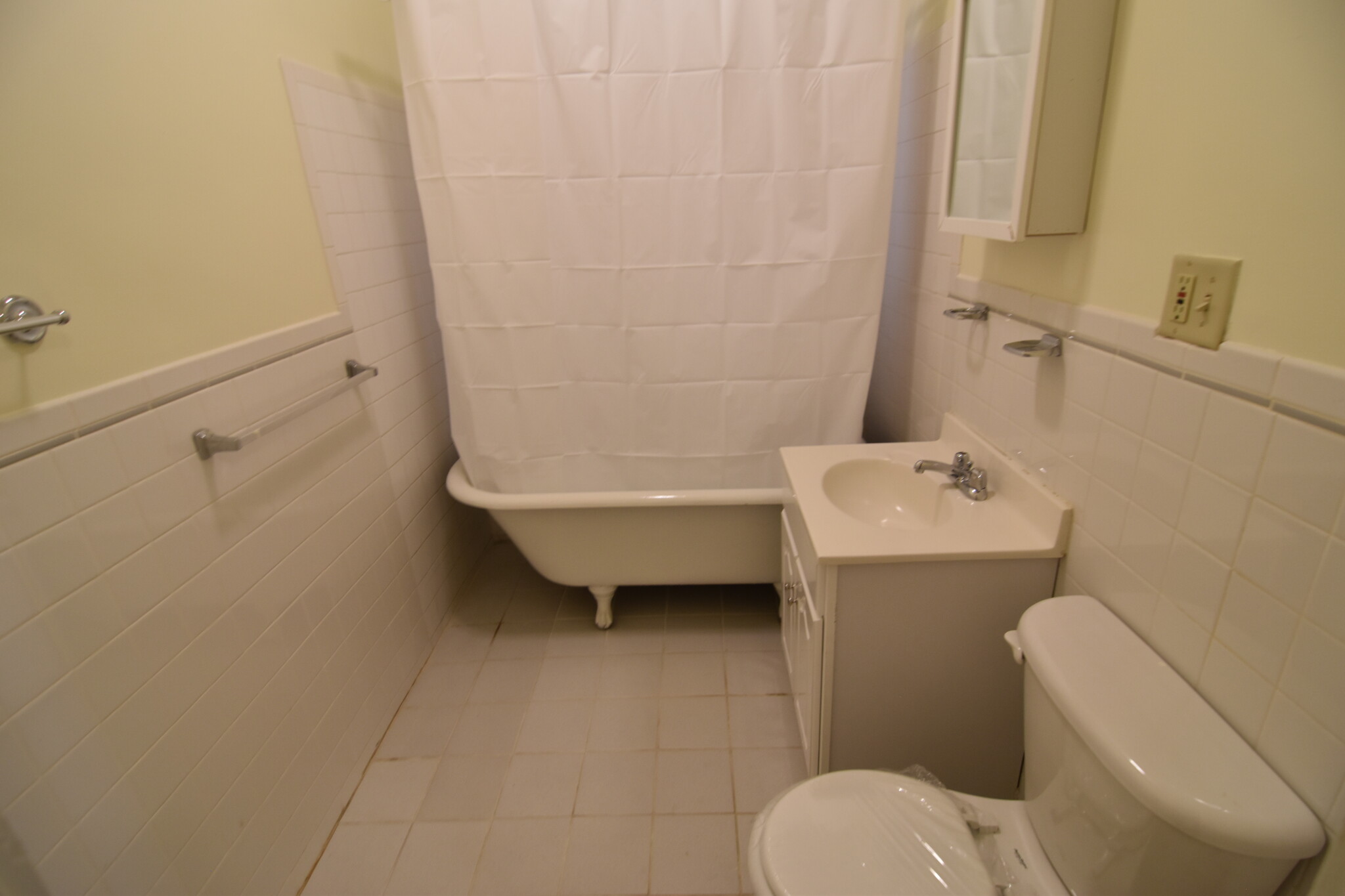 104 Queensberry St, Fenway