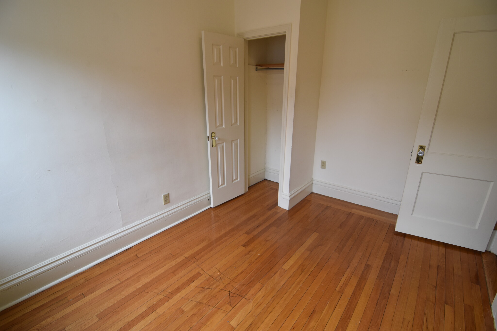 19 Queensberry St, Fenway