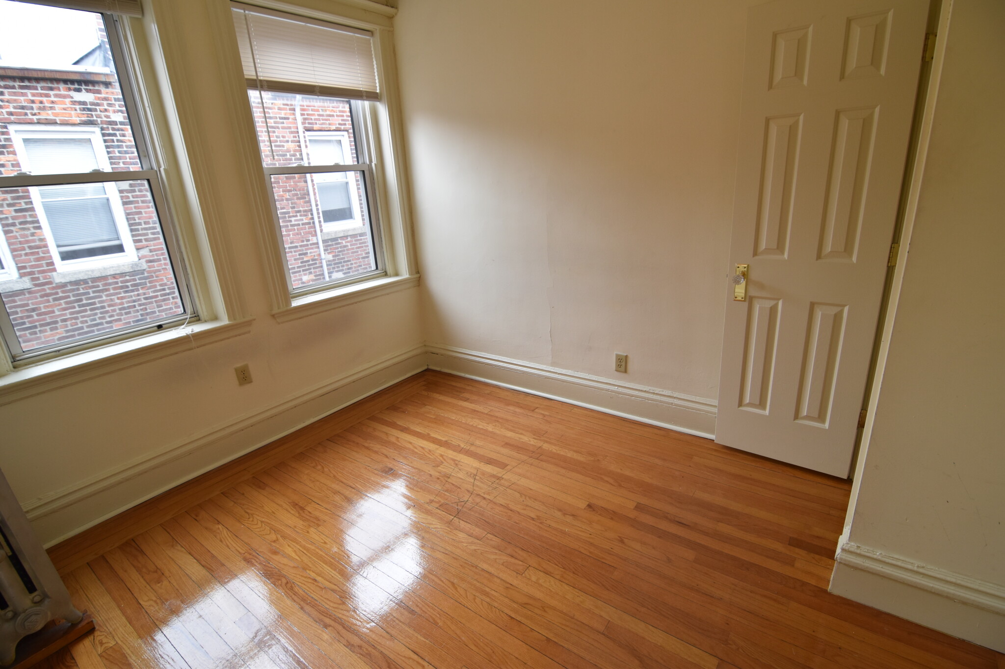 19 Queensberry St, Fenway