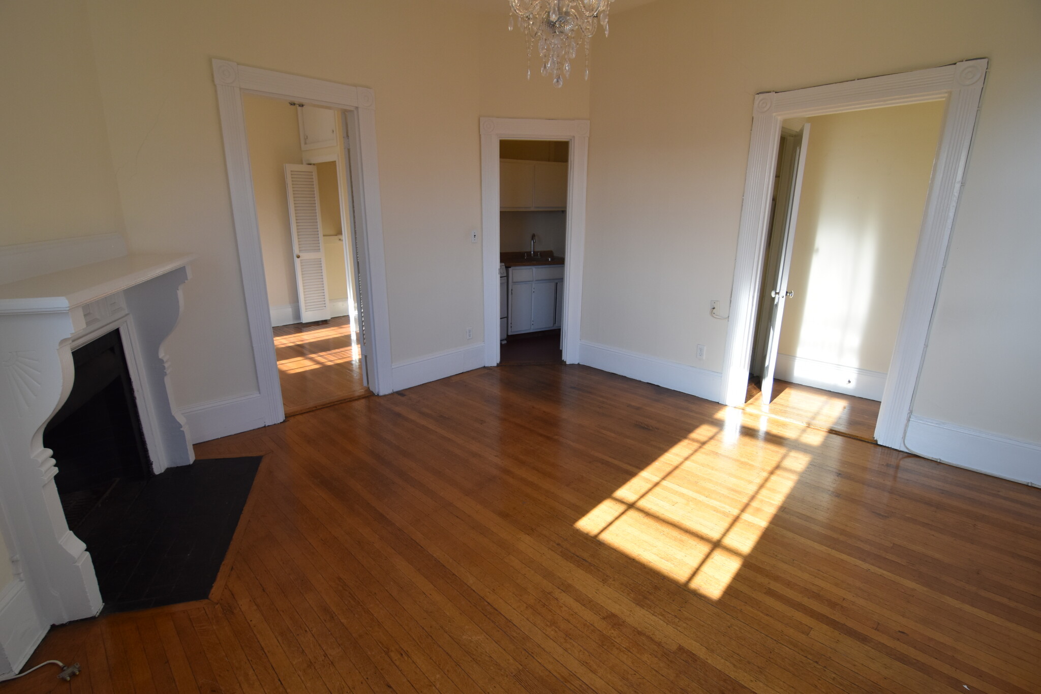 95 Mount Vernon St, Beacon Hill