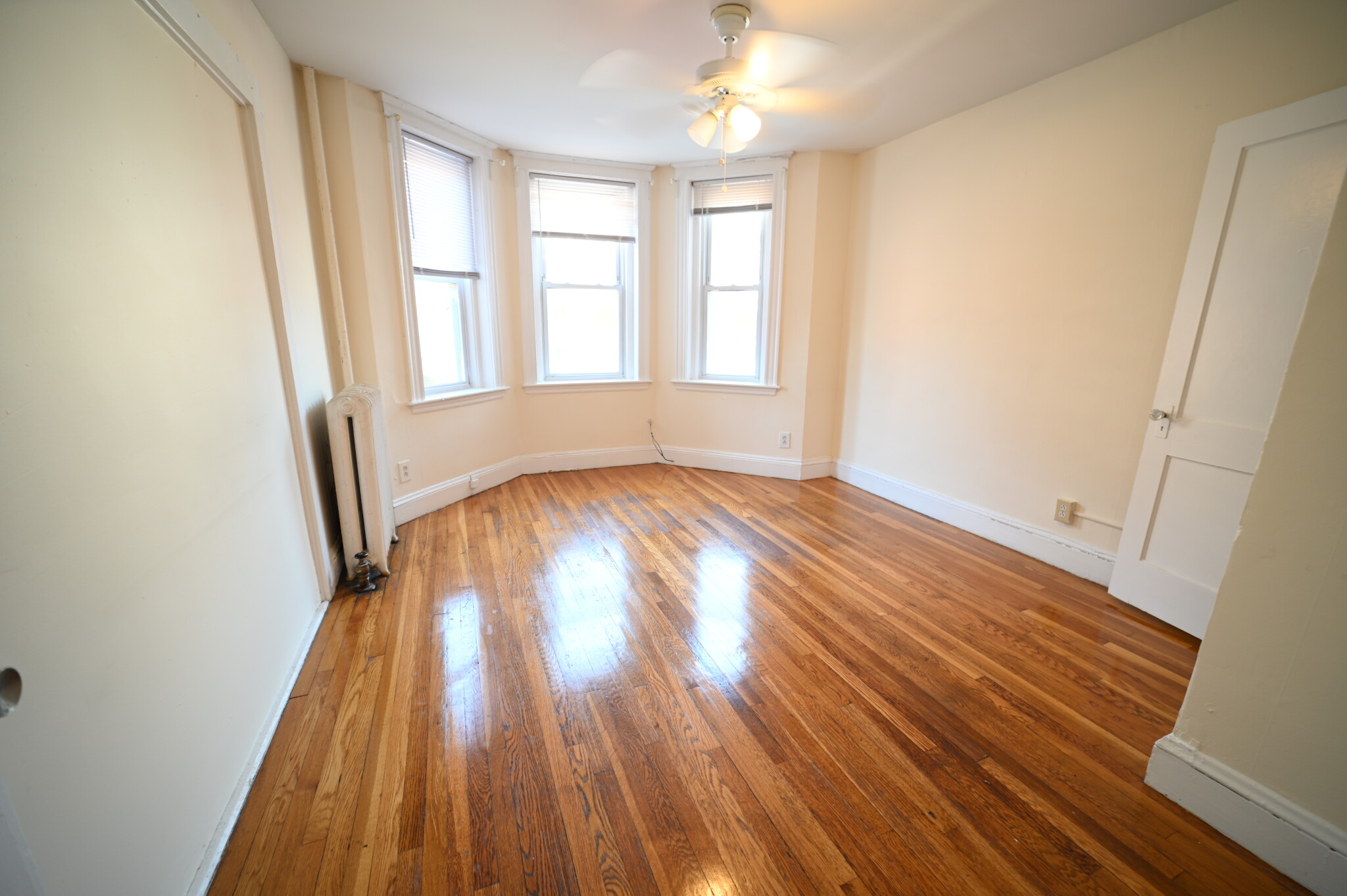 5 Barrows St, Allston